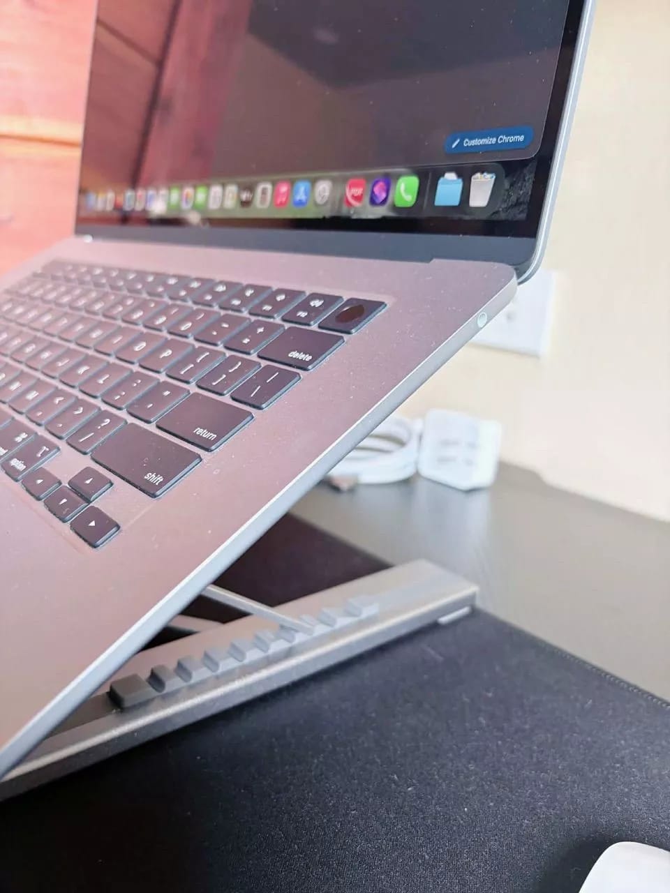 Customer photo review of 8 In 1 Foldable Laptop Docking Station Stand