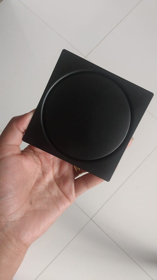 Customer photo review of Ralo Click De Banheiro Inteligente 15x15 Inox Preto Fosco