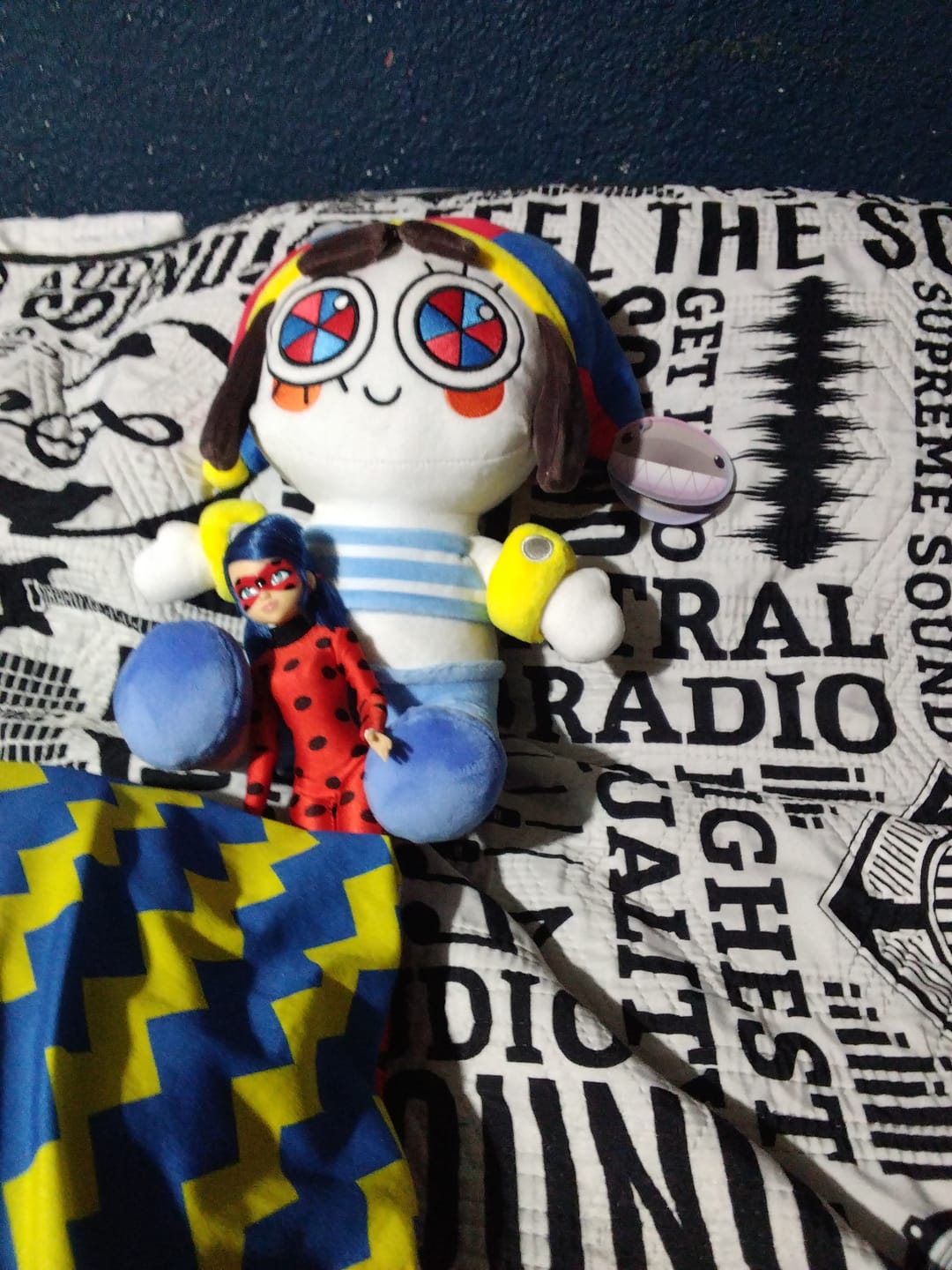 Customer photo review of Beach Pomni Plush