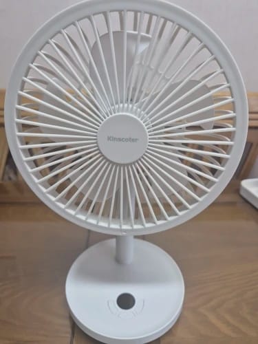 Customer photo review of Rechargeable Oscillating Desk Fan with Five Speeds