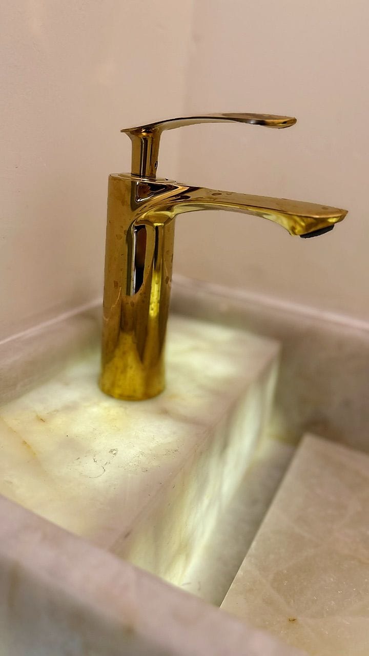 Customer photo review of Torneira Para Banheiro Gourmet Monocomando Aqua Lux