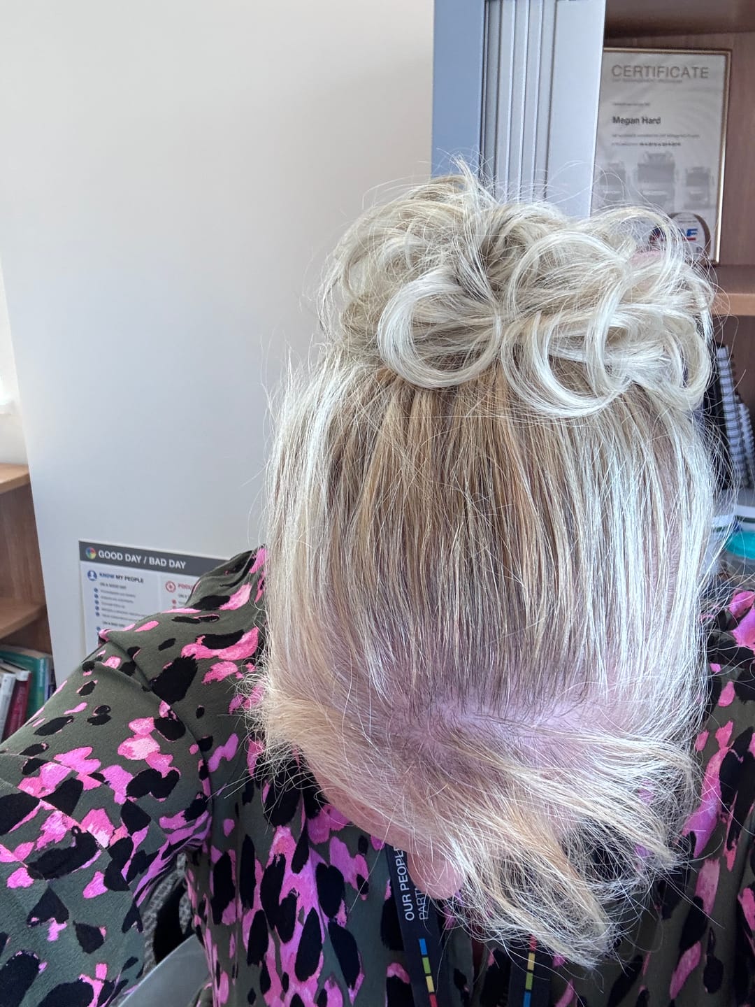 Customer photo review of Stranded Mini Messy Bun - #101 New Love