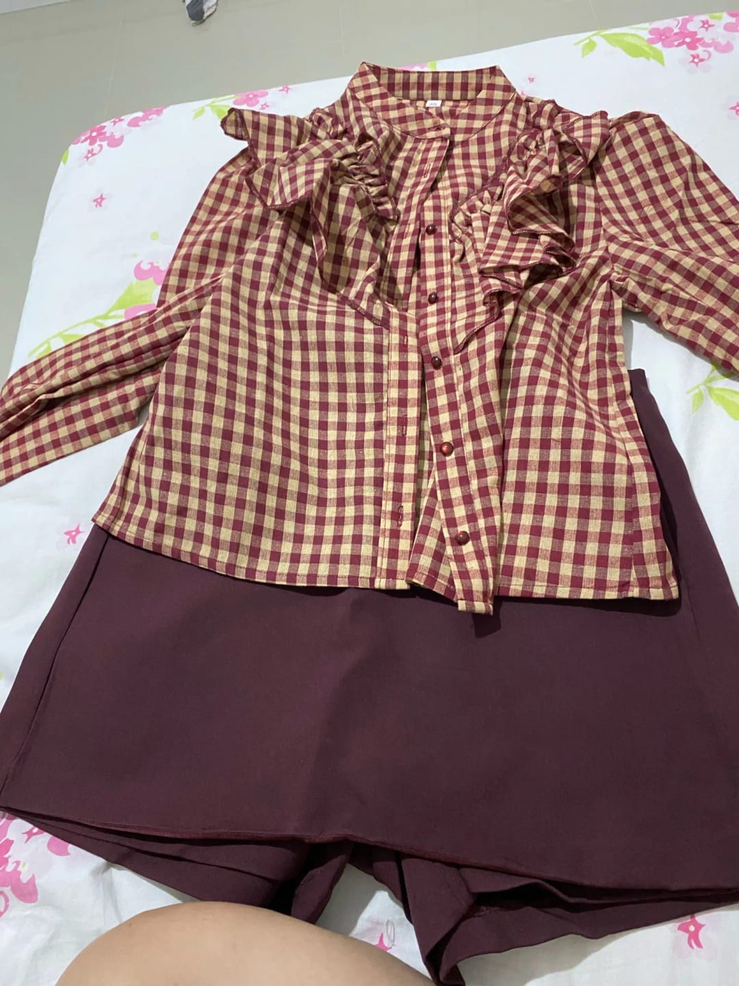 Customer photo review of Tailored High-Waisted Skort