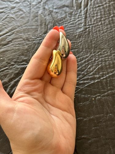 Customer photo review of Luna Drop Ohrringe