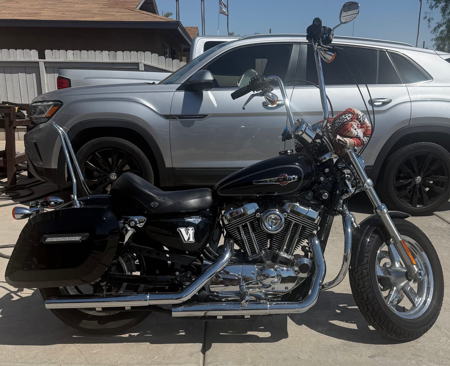 Customer photo review of 36L - Lamellar Raven Extra Large Shock Cut-out Painted Hard Saddlebags for Harley Sportster 1200 Custom XL1200C/XLH1200C