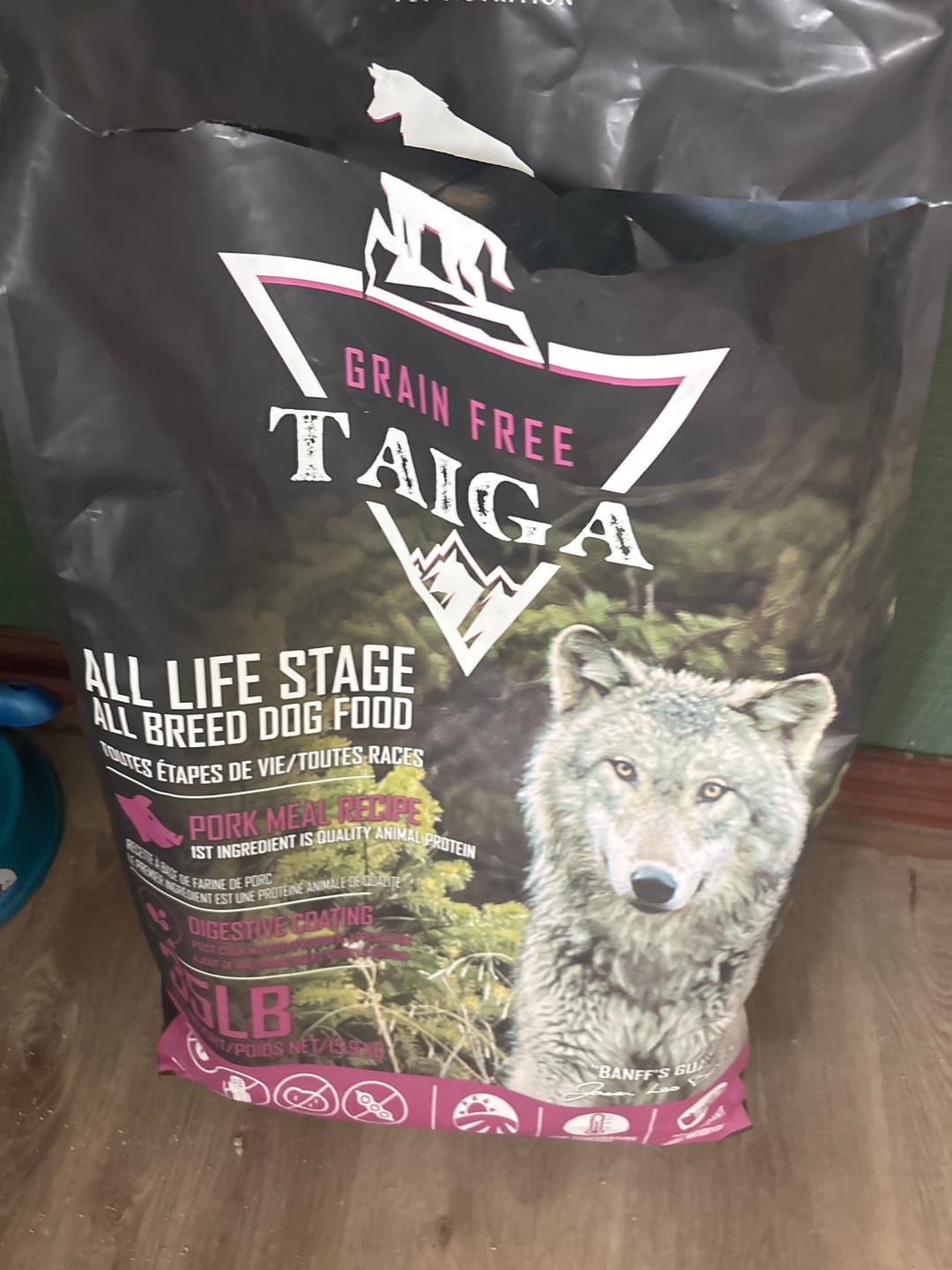 Customer photo review of Horizon Taiga - Nourriture pour chien économique 35 lbs