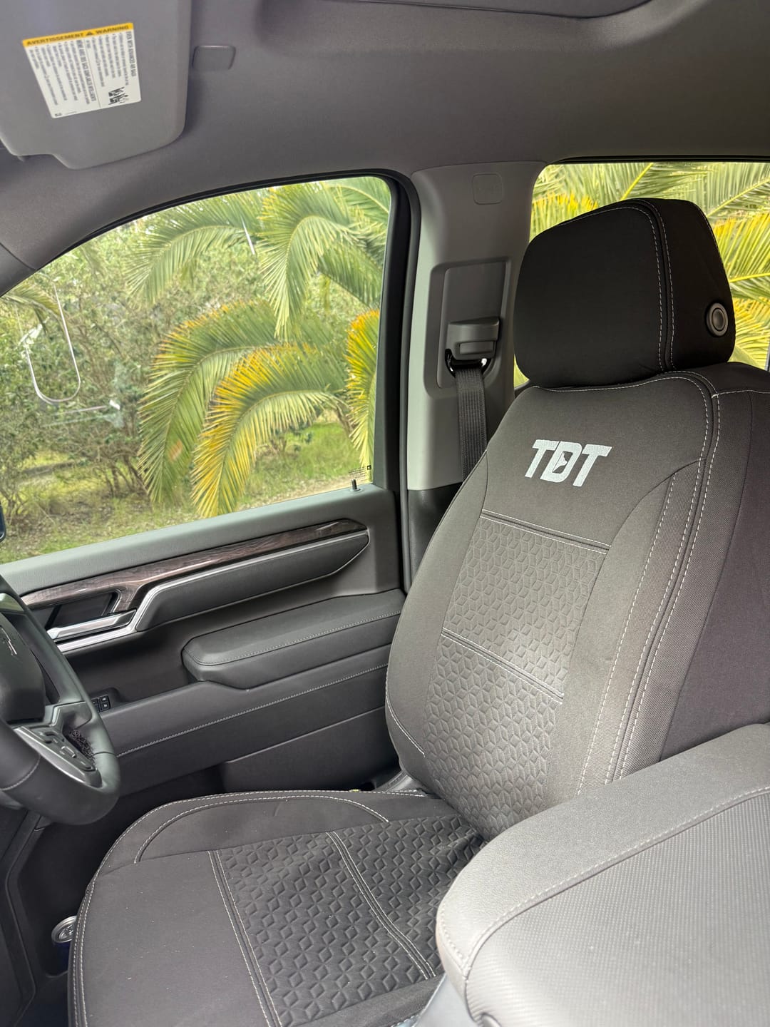 Customer photo review of Chevrolet Silverado 2500HD T1 - GP6 Premium Neoprene Seat Cover Bundle (Made to Order)