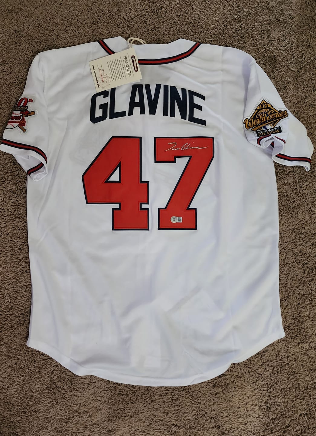 Customer photo review of Tom Glavine Autograph Signing