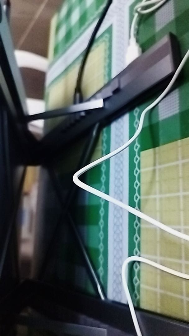 Customer photo review of 8 In 1 Foldable Laptop Docking Station Stand