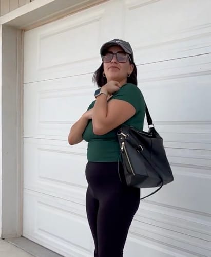 Customer photo review of Luxury Leather Hobo Anti-Theft Handbag + FREE Pouch Wallet