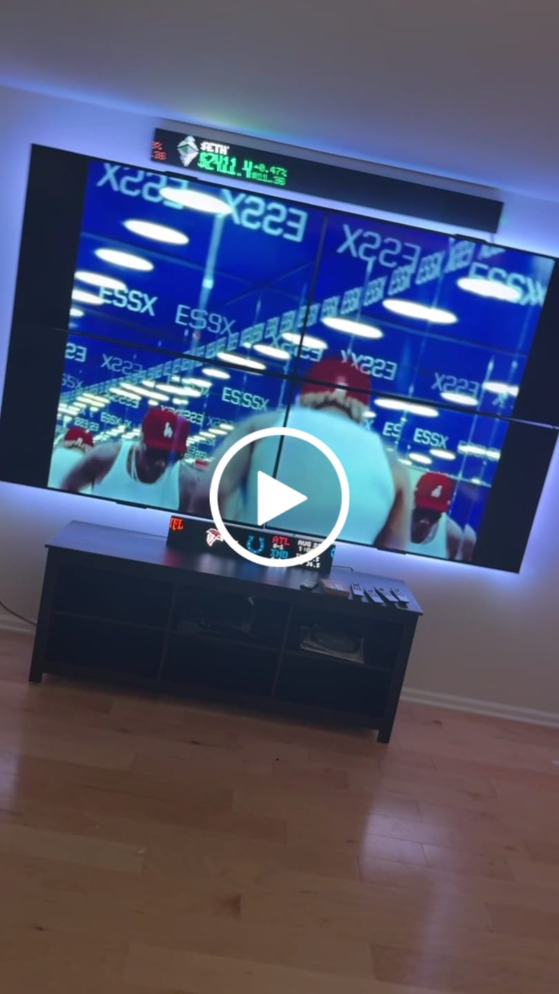 Customer video review of GLANCE Scroll