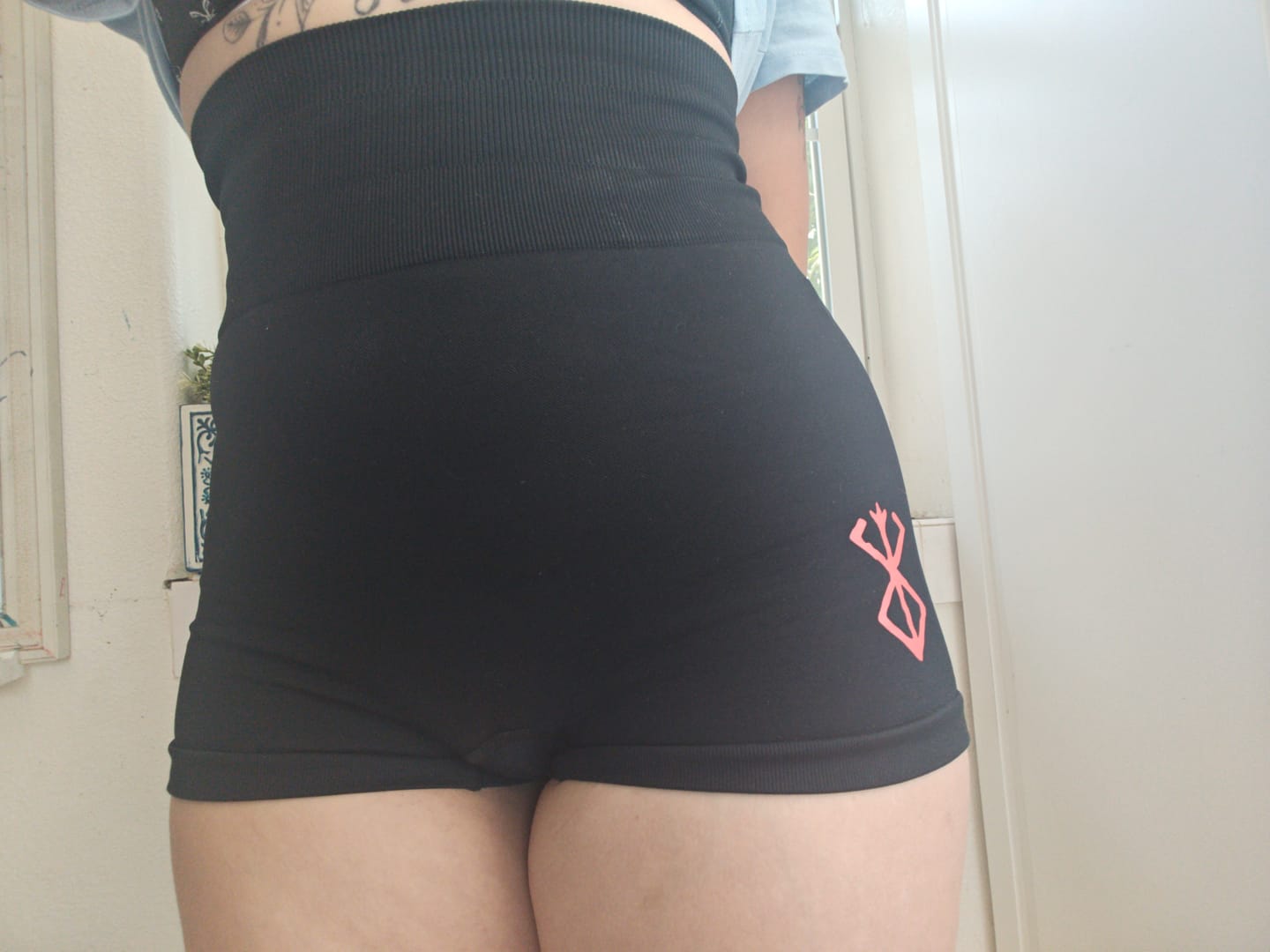 Customer photo review of Tormented Seamless Shorts