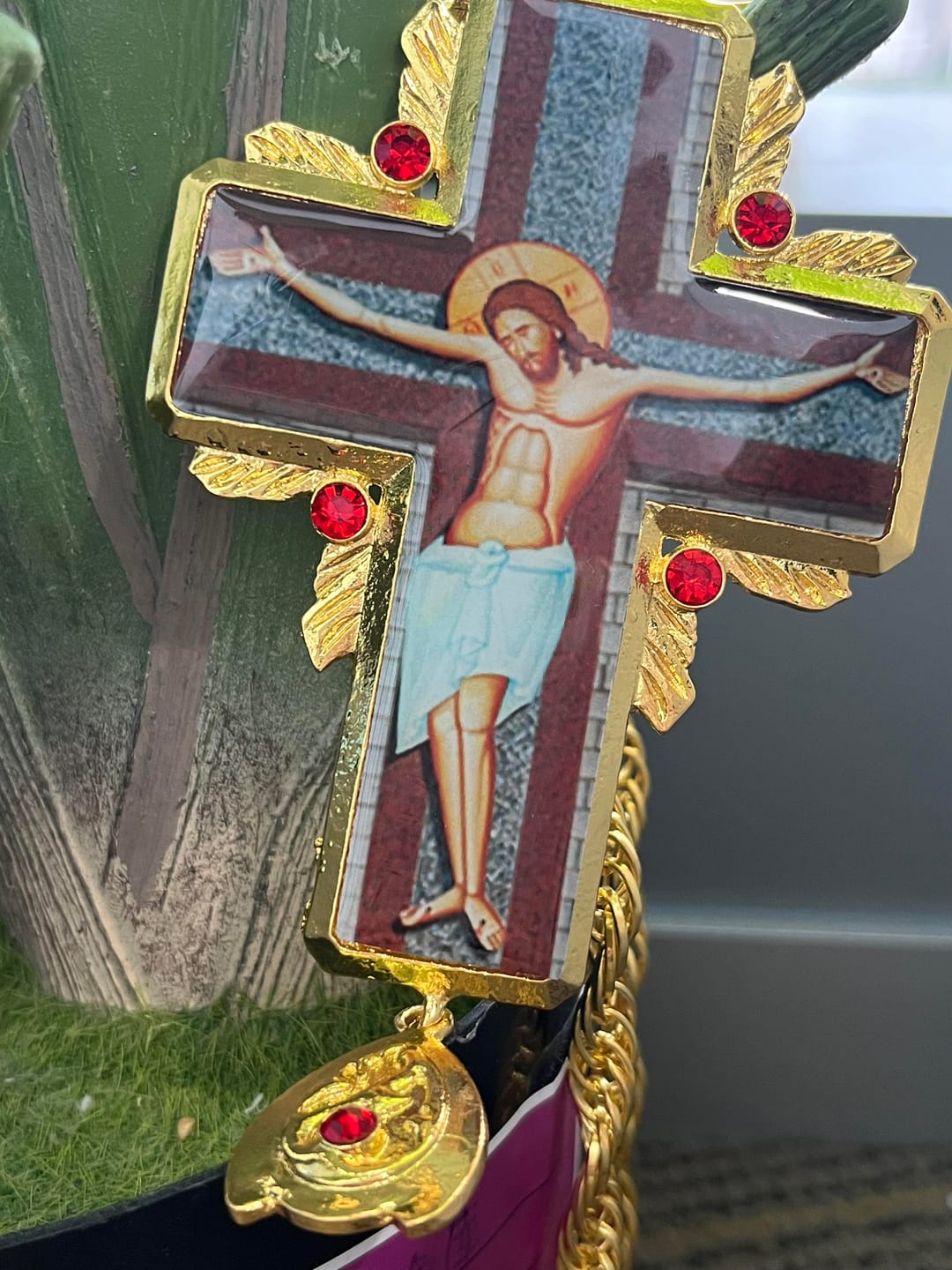 Customer photo review of SolaceBeads Golden Ornate Pectoral Cross: Sacred Icon Crucifix with Gold Tone & Red Crystal Accents