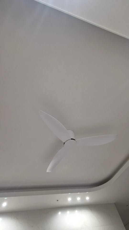 Customer photo review of 36/44/52-Inch Low-Profile Ceiling Fan with Remote Control
