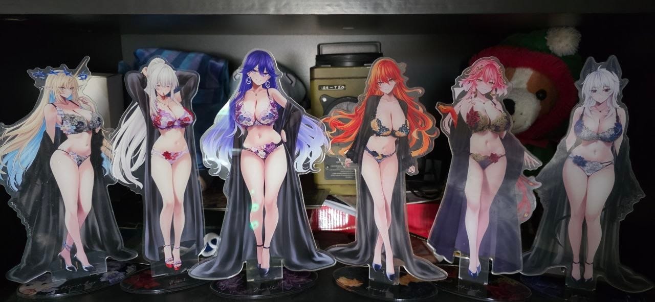 Customer photo review of Fleurdelys Sensuous Acrylic Standee