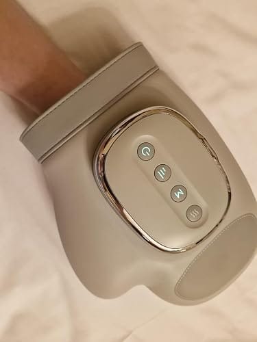 Customer photo review of BlissGlove™ – Warm Compression Comfort for Tired Hands.