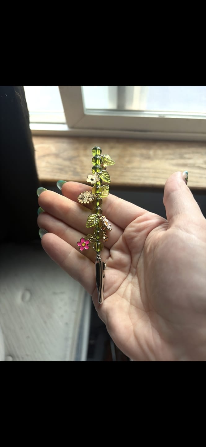 Customer photo review of FLORAL CRITTER JOINT CLIP