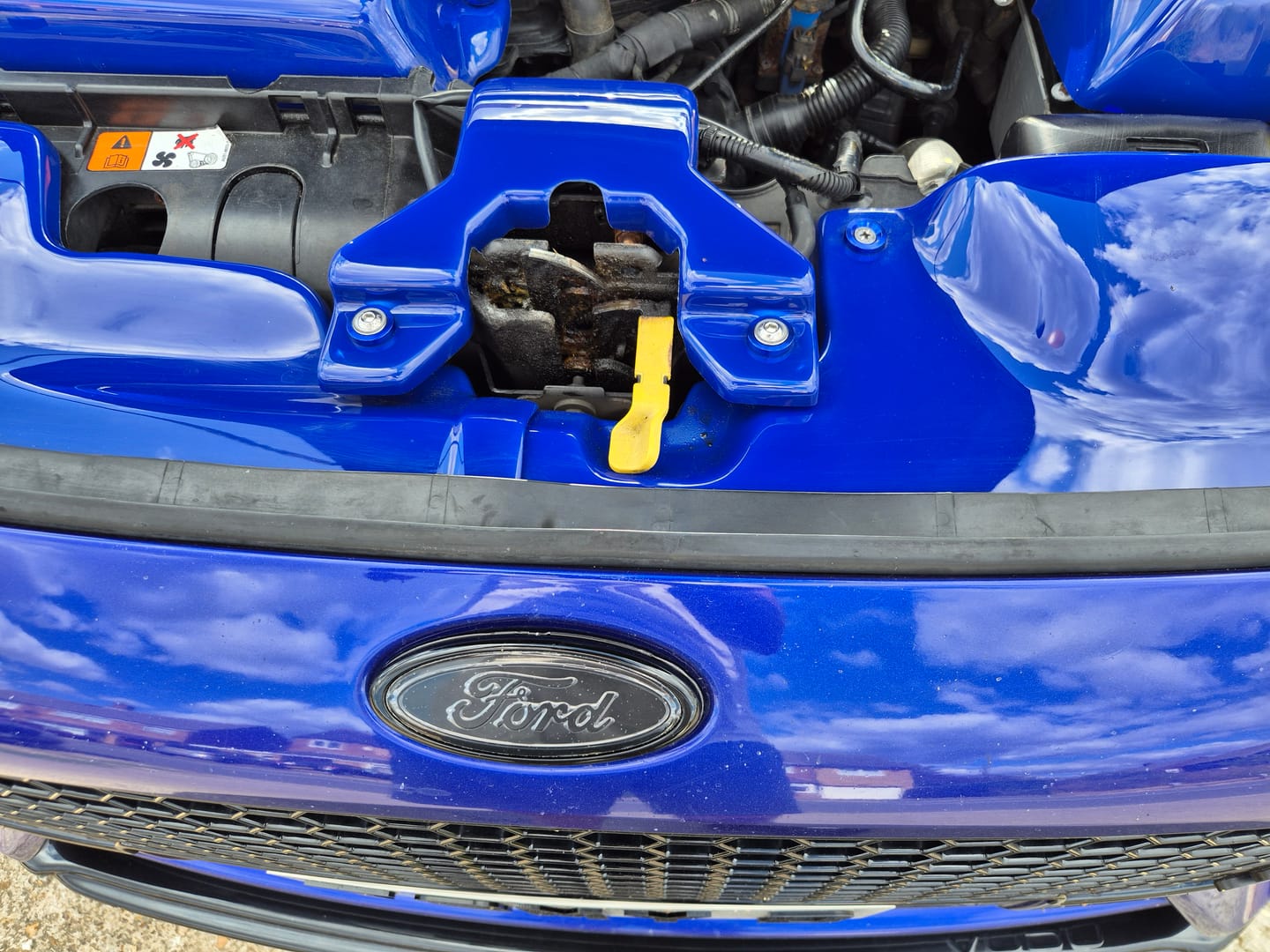 Customer photo review of Proform Bonnet Catch Cover - MK7.5 Fiesta (Plastic Finishes)