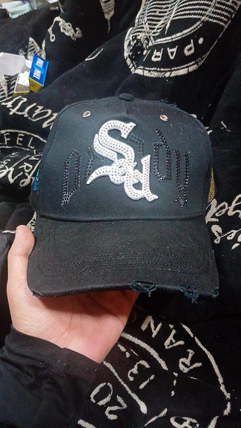 Customer photo review of JUNIOR H X DANDY HATS "PSICODELICA"