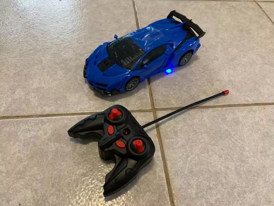 Customer photo review of TransformCar™ – RC Transforming Robot Car