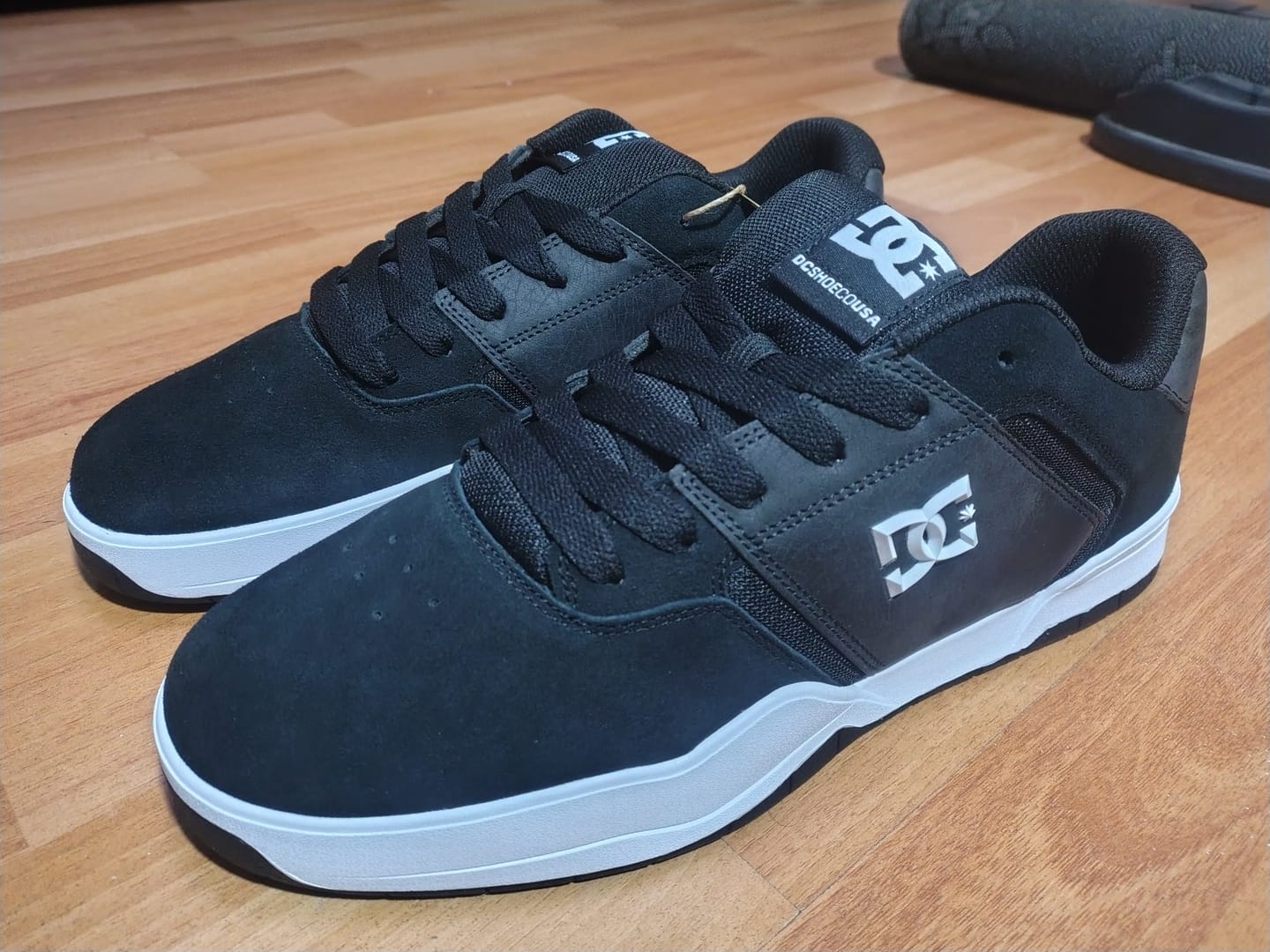 Customer photo review of Zapatilla Dc Central Hombre Negro