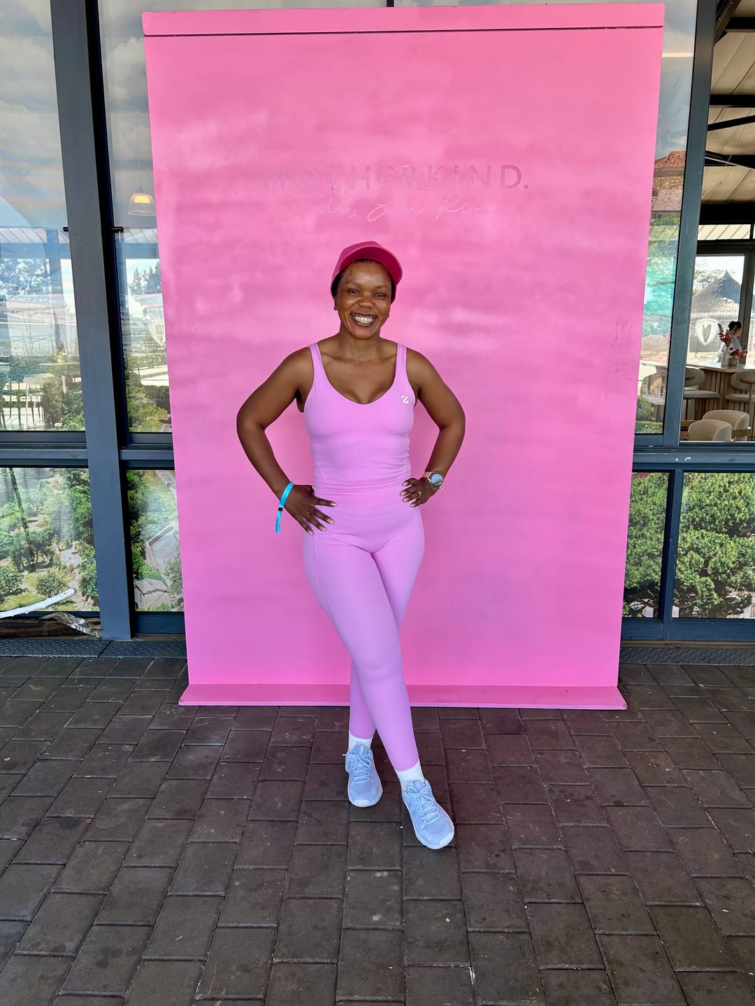 Customer photo review of Pink U-Shape Sports Bra & High-Waist Pocket Leggings Set