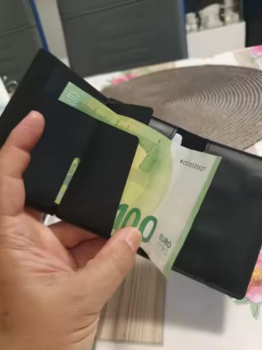 Customer photo review of Tarjetero RFID BLINDAX — Bloqueo antirrobo