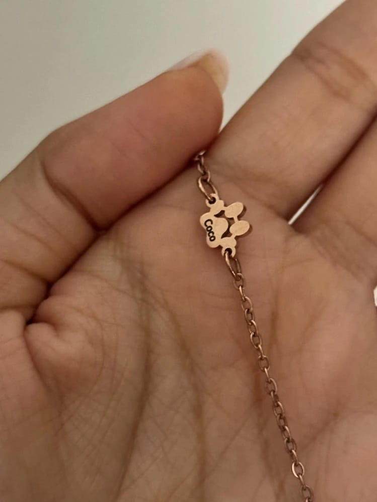 Customer photo review of Eternél - Bracciale personalizzato nome su zampa