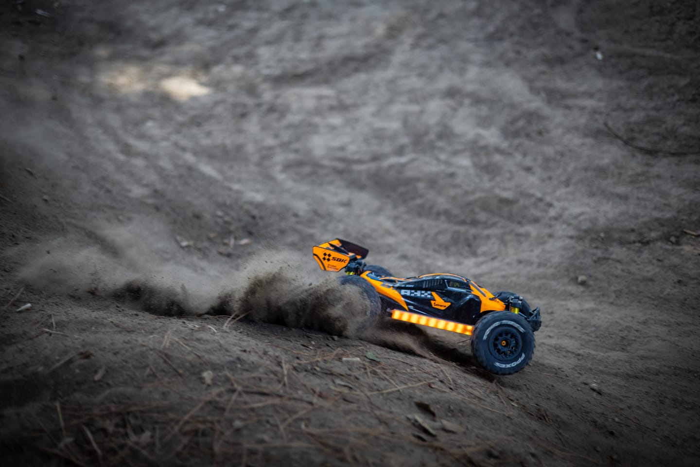 Customer photo review of Storm Breaker 1/10 Metal Brushless RTR 4WD Buggy | SBK10