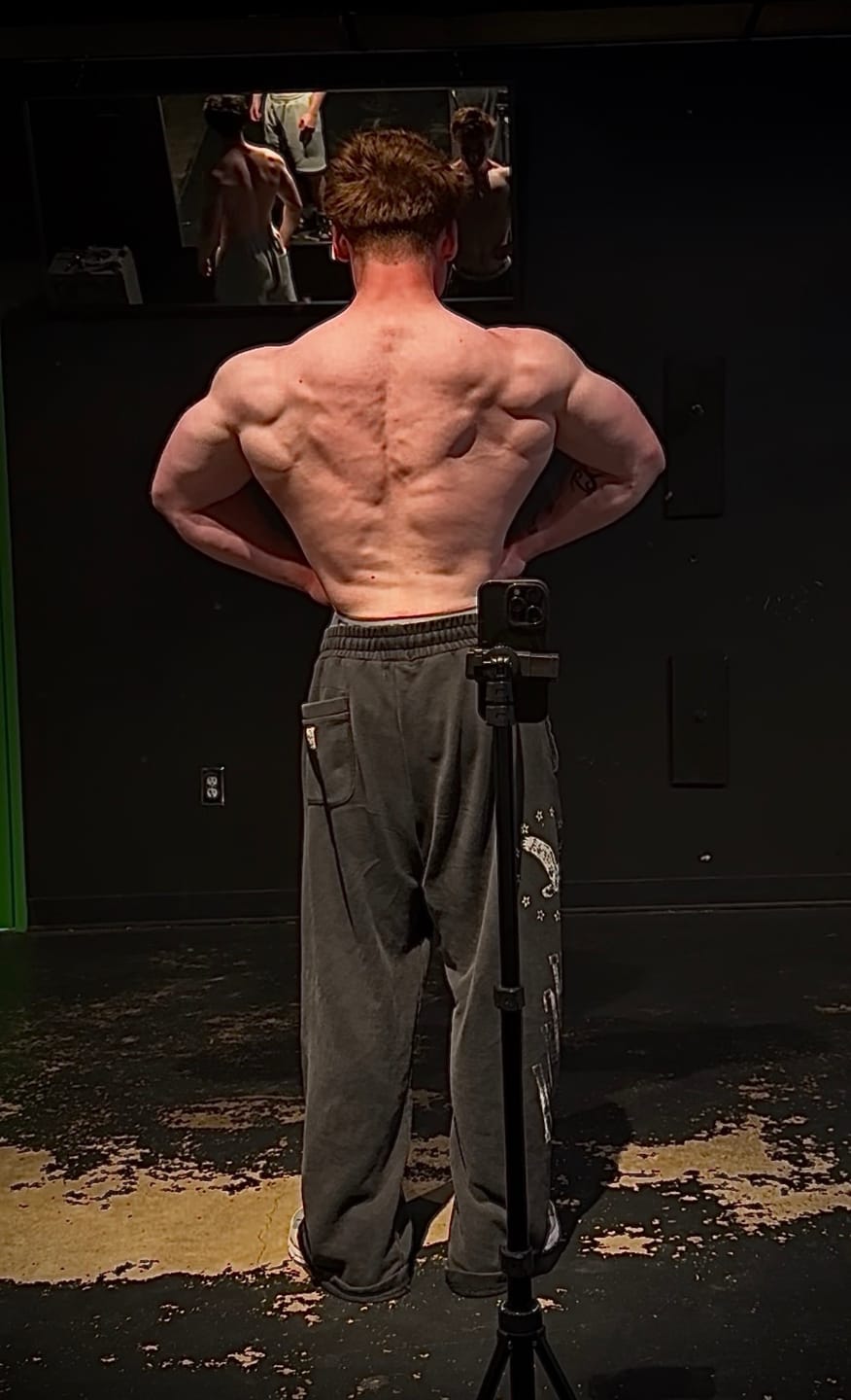 Customer photo review of 2175 - Golden Era Sweats