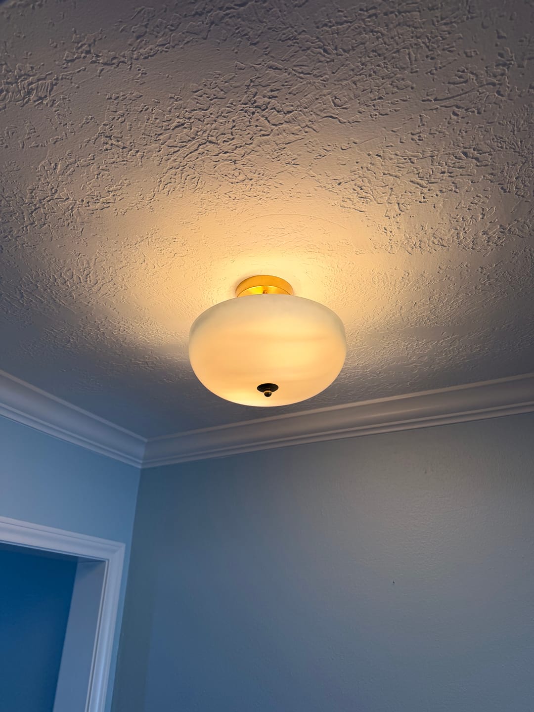 Customer photo review of Round Gradient Blue Opal Art Glass Semi Flush Mount