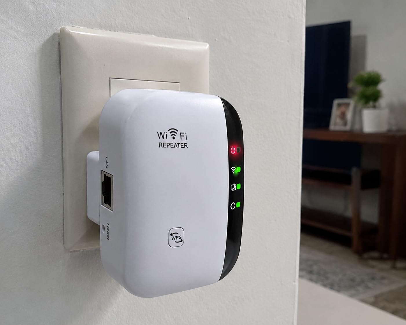 Customer photo review of SignalMax WiFi Extender