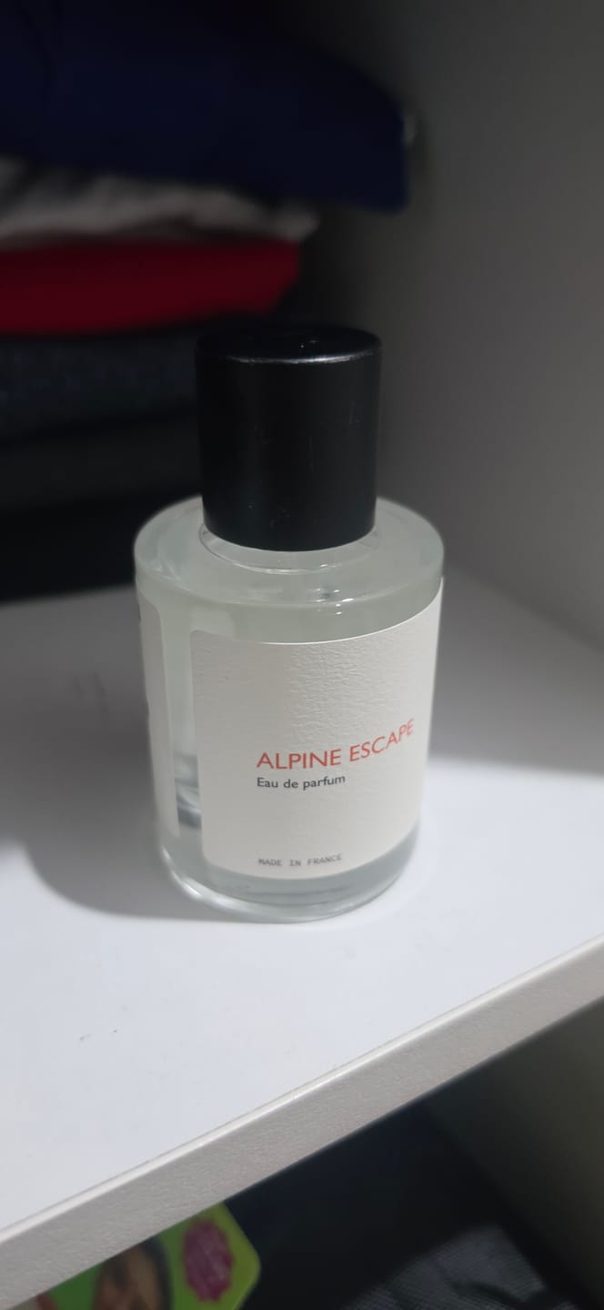 Customer photo review of Alpine Escape