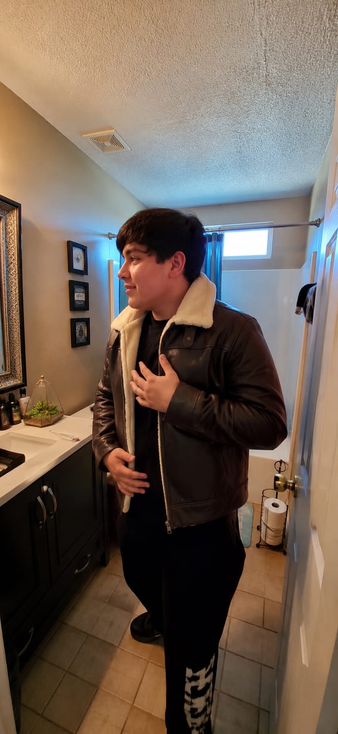 Customer photo review of Theodore Pantone Brown B3 Bomber Shearling Leather Jacket For Men