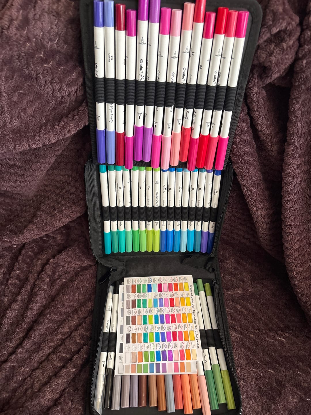 Customer photo review of Ohuhu - Set 60 Marcadores a Base de Agua Pupe Doble Punta