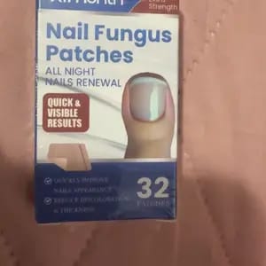 Customer photo review of Riparazione Notturna Unghie Cerotti Antifungini Extra Forte