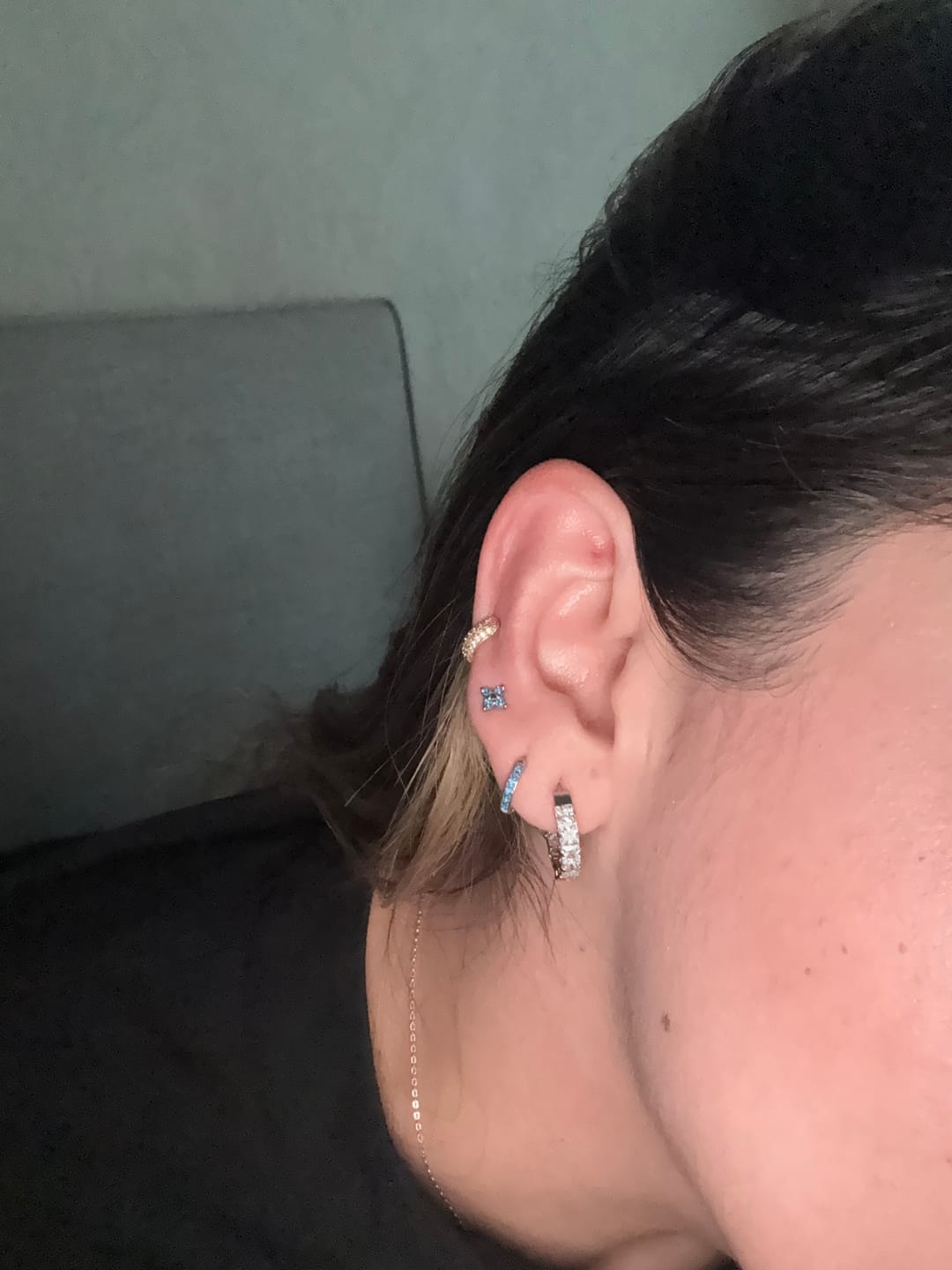 Customer photo review of Aretes Frost Plata