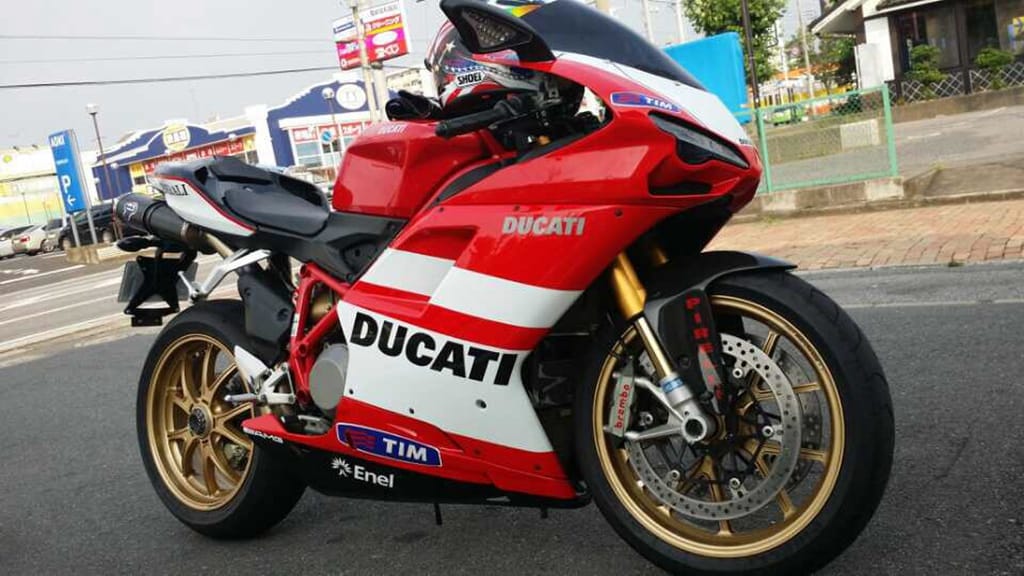 Customer photo review of Ducati 848 1098 1198 All Red Fairing