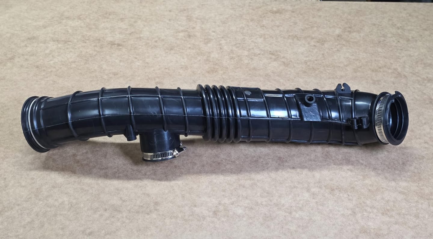 Customer photo review of Engine Air Intake Hose 17228-PAA-A00 Fit for 1998-2002 Honda Accord 2.3L L4