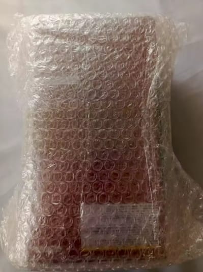 Customer photo review of Wander Spirit™ – Alcancía Sin Rostro