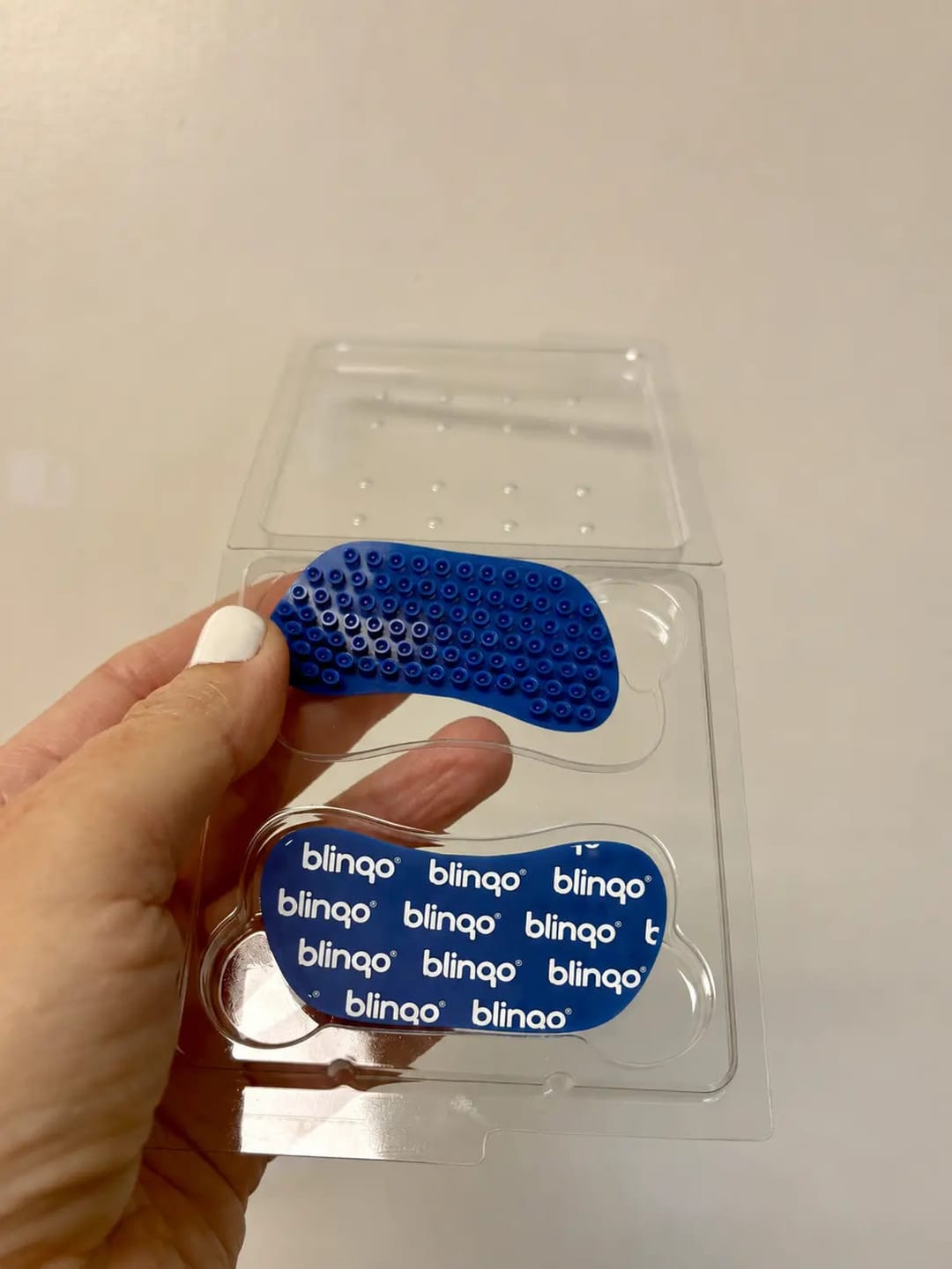 Customer photo review of Blinqo Supercharged Reusable Silicone Eye Masks