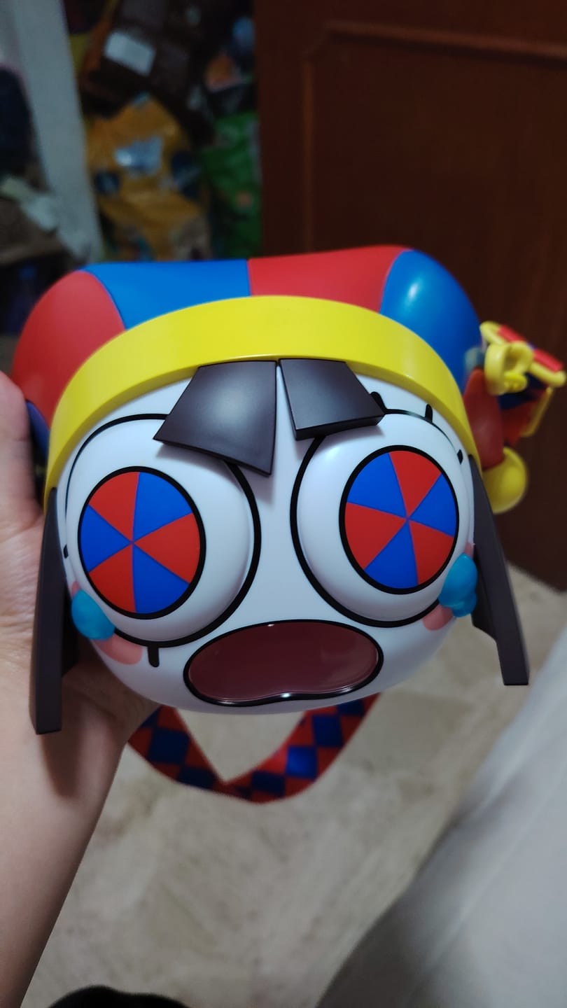 Customer photo review of Pomni Popcorn Bucket