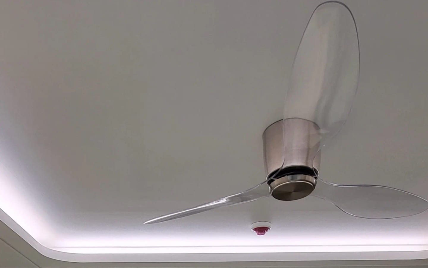 Customer photo review of 42/52-Inch Ceiling Fan with Transparent Blades and Remote