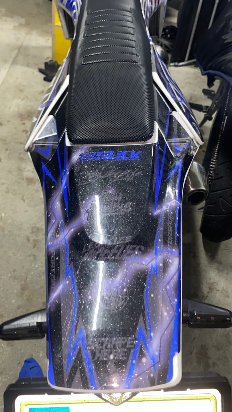 Customer photo review of Silver-Glitter Finish