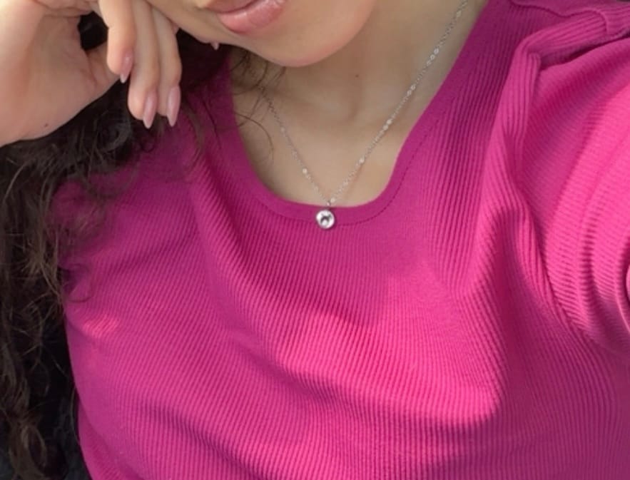 Customer photo review of Collar Dije Circulo Con Zirconia Central