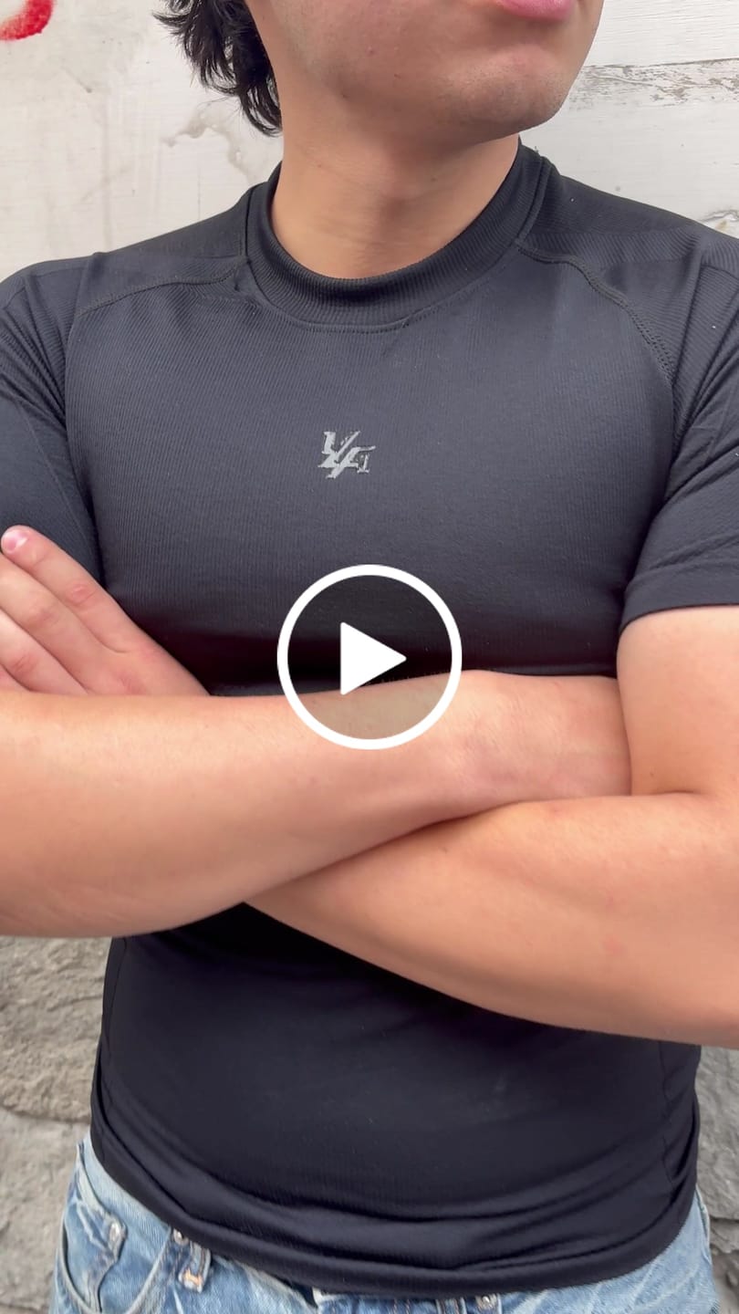 Customer video review of 4339 - Forme Compression Tees