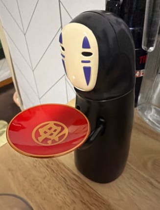 Customer photo review of Wander Spirit™ – Alcancía Sin Rostro