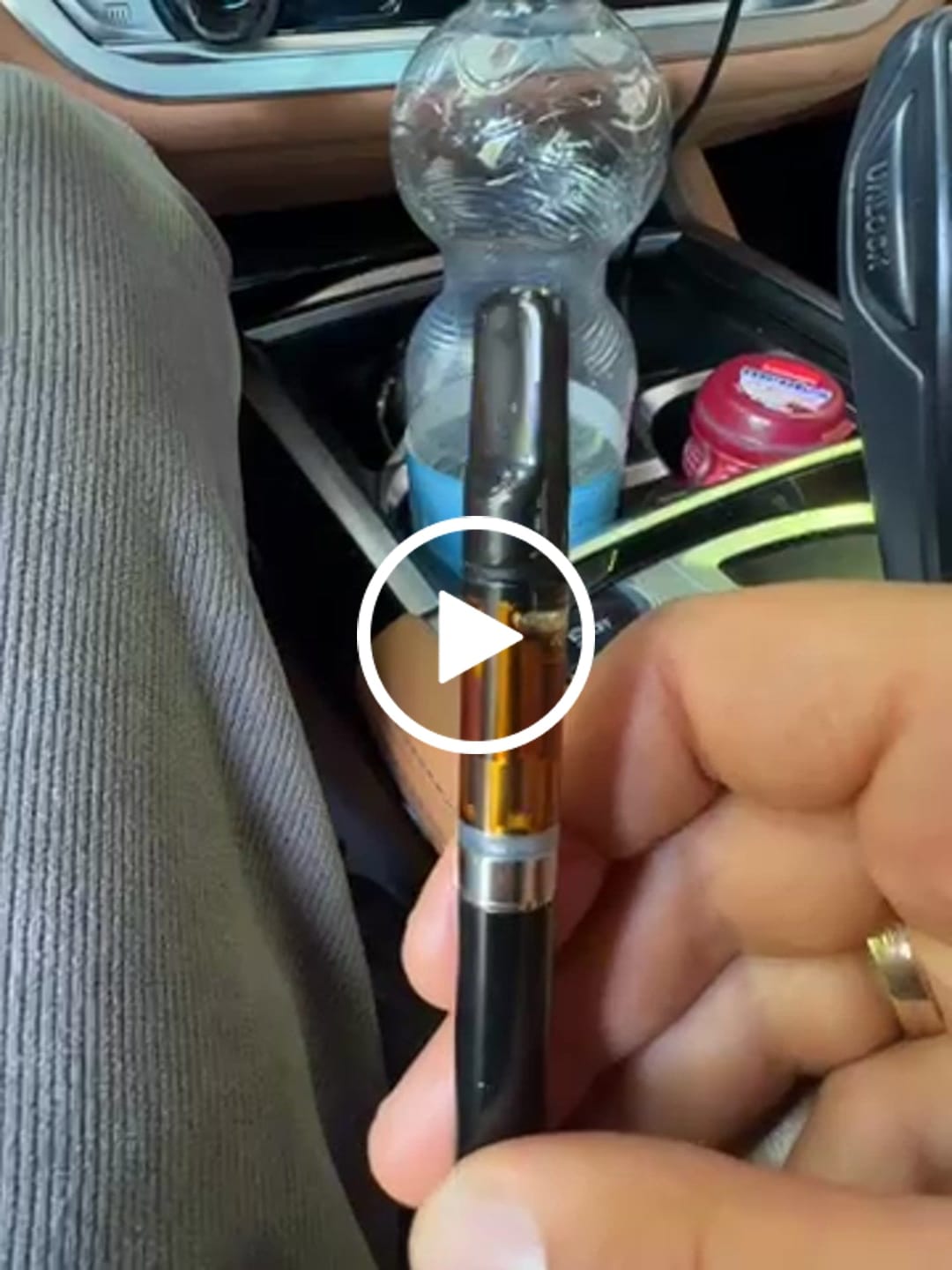 Customer video review of the THC Lemon Haze Vape Cartridge (1 ml / 95%)