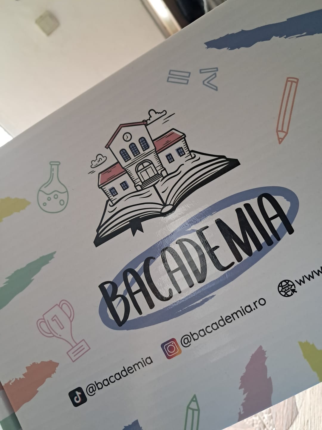 Customer photo review of Carte Română Evaluare Națională - Bacademia (Toată Materia V-VIII: Gramatică și Literatură)