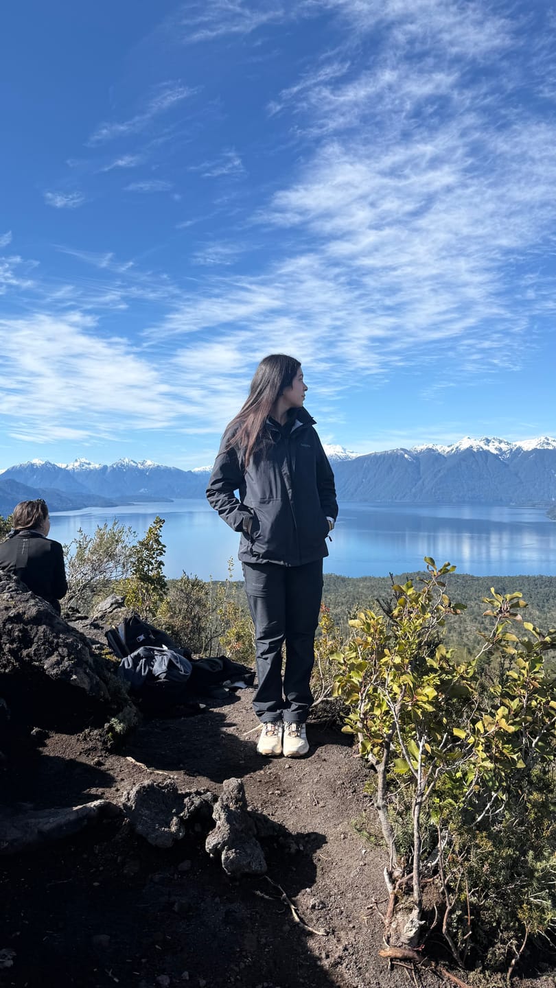 Customer photo review of Impermeable Tagua Mujer